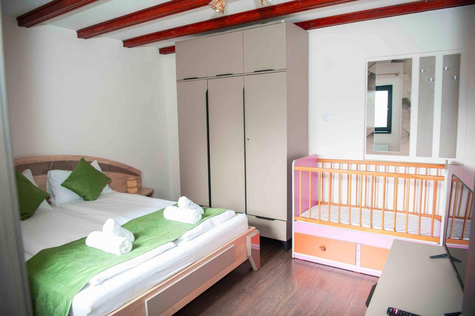 La Coti Villa Tărlungeni Екстериор снимка