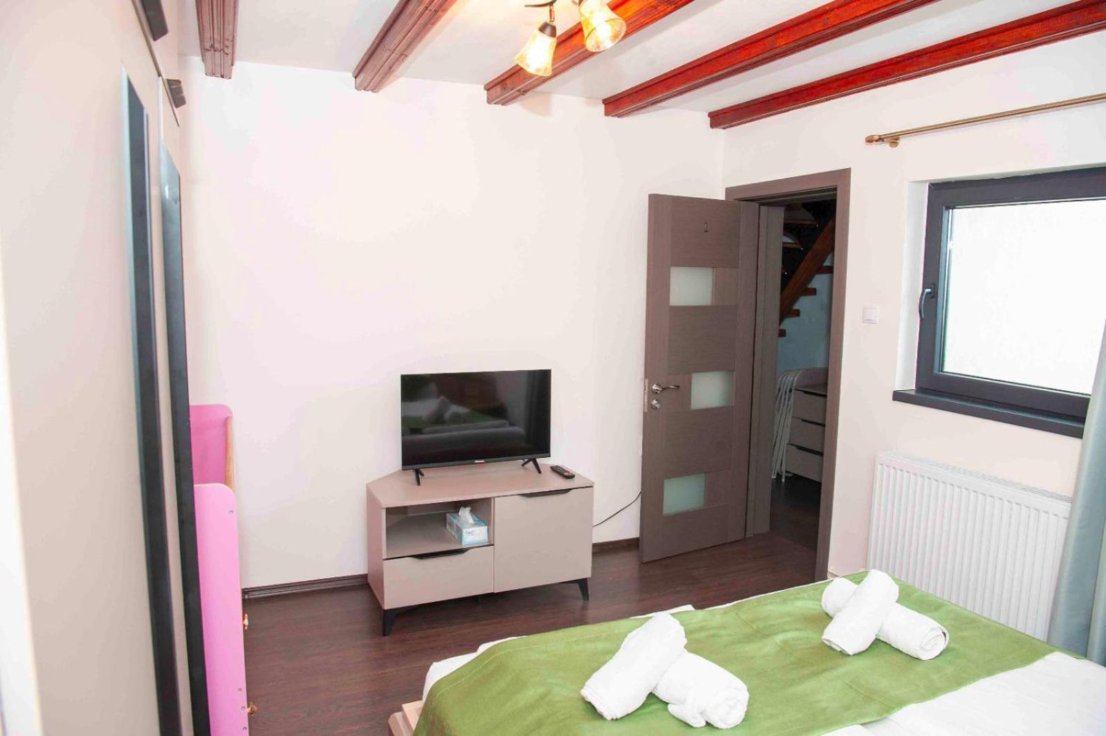 La Coti Villa Tărlungeni Екстериор снимка