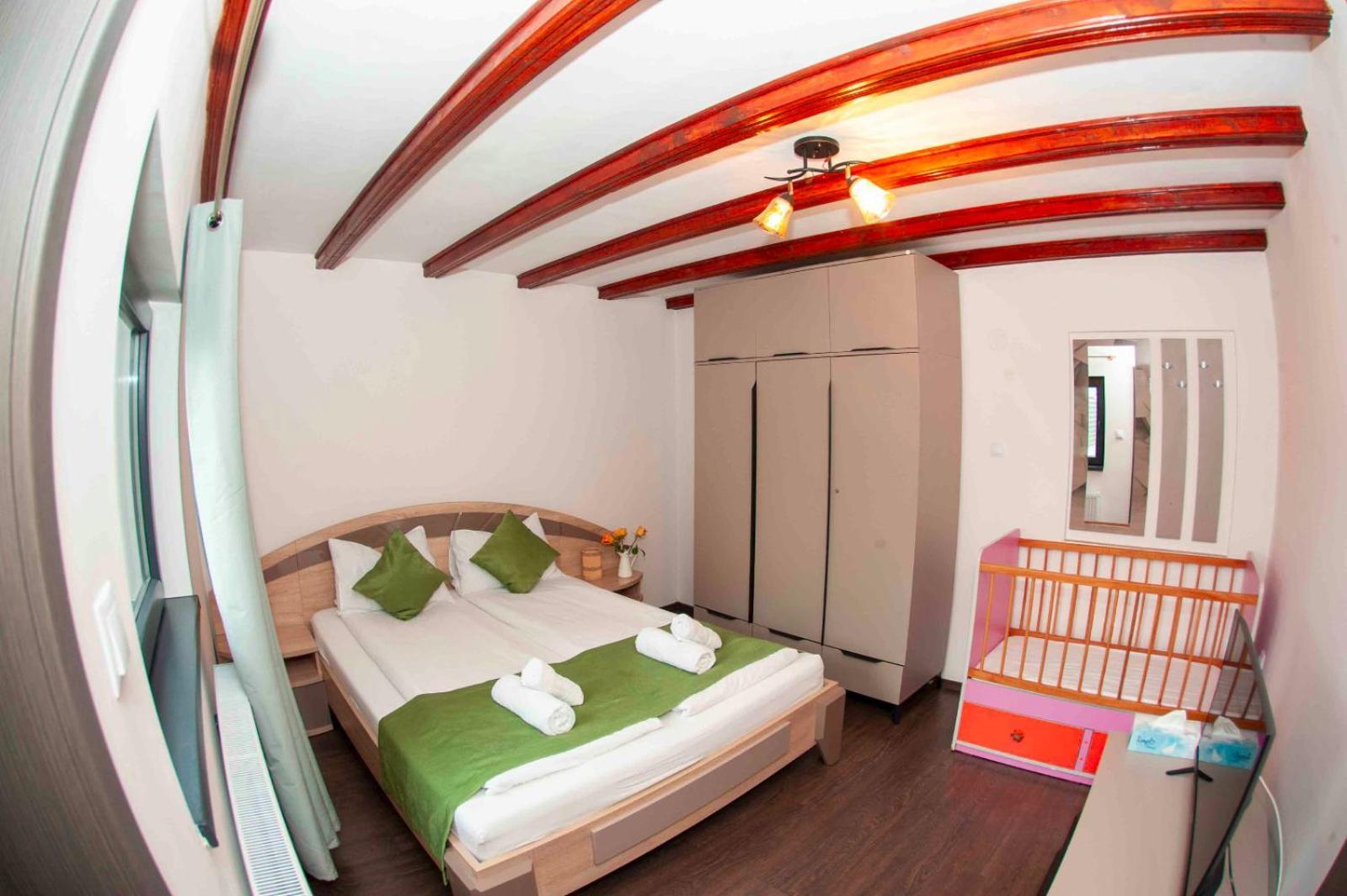 La Coti Villa Tărlungeni Екстериор снимка