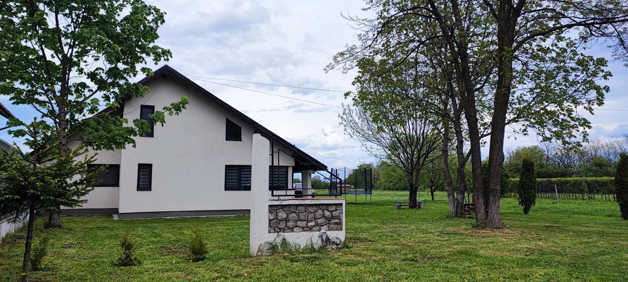La Coti Villa Tărlungeni Екстериор снимка